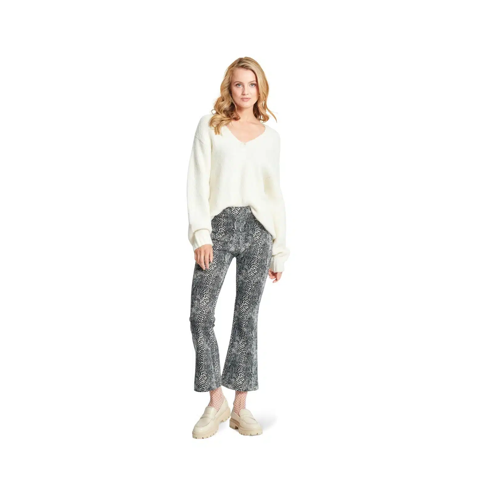 Burda Rood 5874 - Broek in Variaties