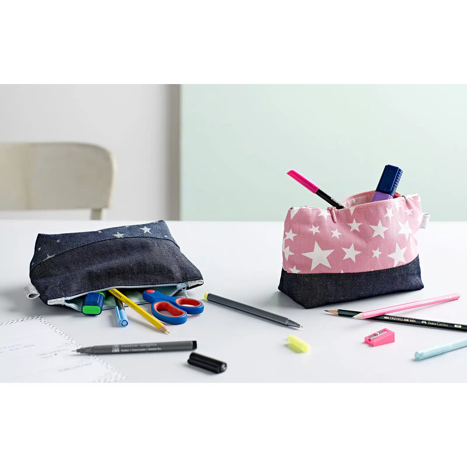 Burda Rood 9256 - School Accessoires