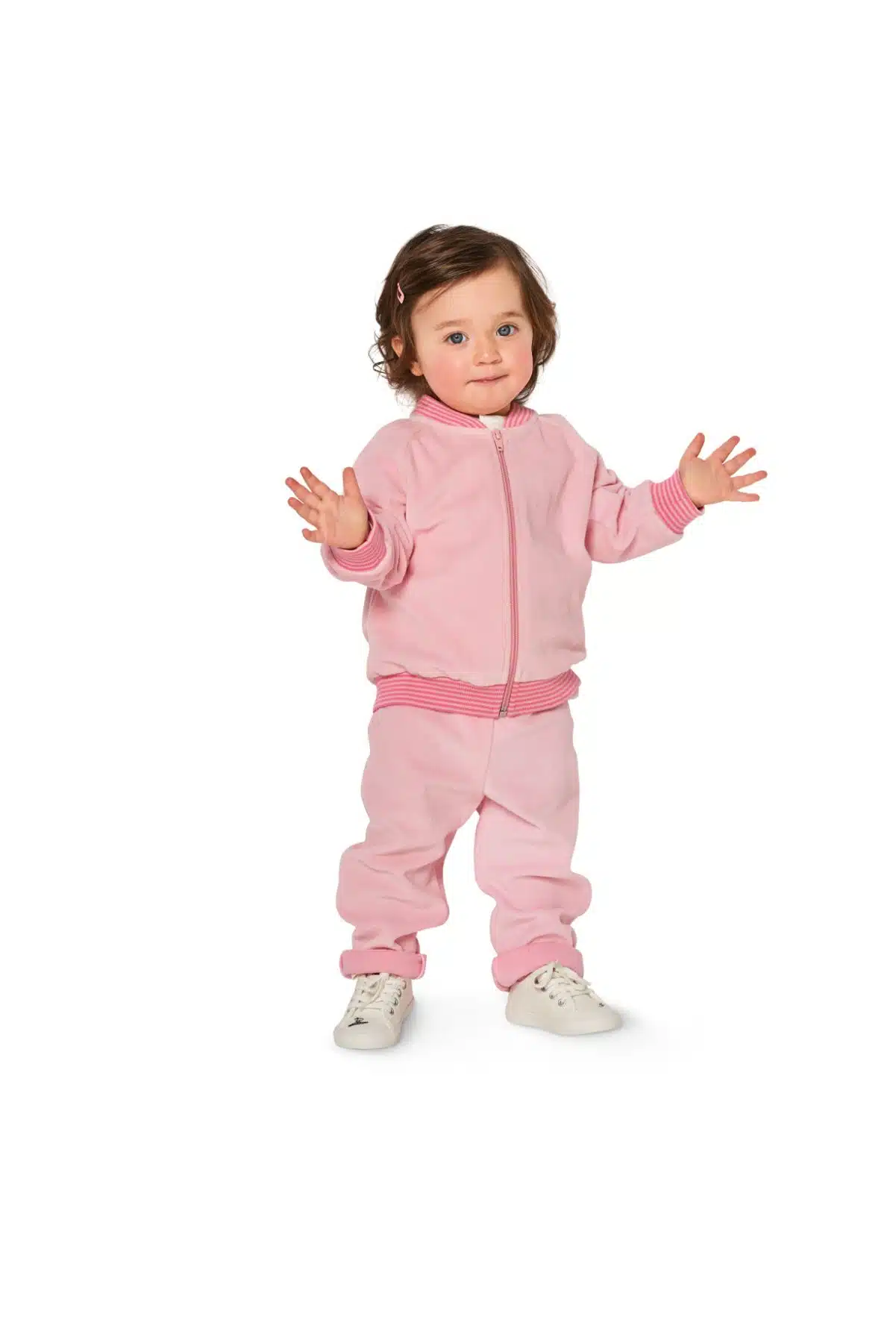 Burda Geel 9349 - Jasje en broekje