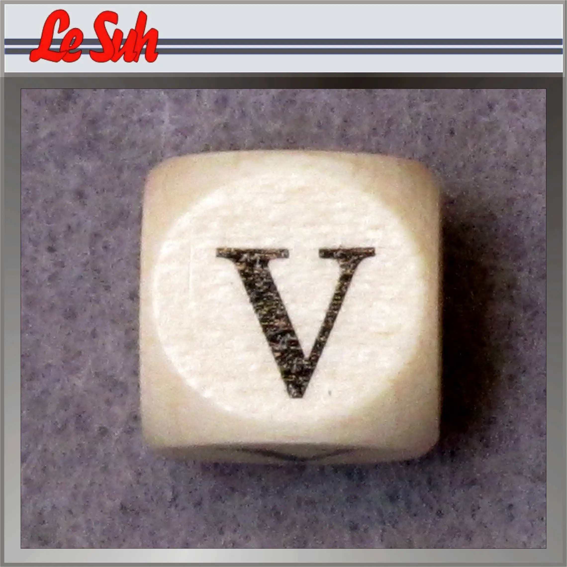 Kraal;Letter Dobbelsteen Naturel-V 10mm