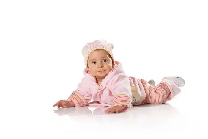 Burda Geel 9636 - Baby kleding in variaties