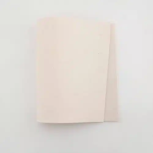 Certi Vilt 100% Wol 3mm 22,5x30cm Ecru