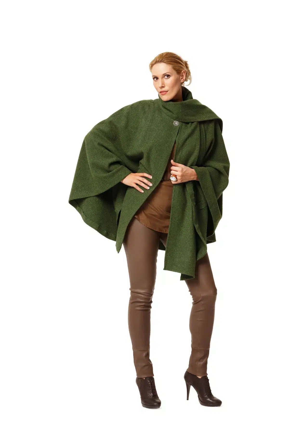 Burda Patroon 7422 - Cape in variaties